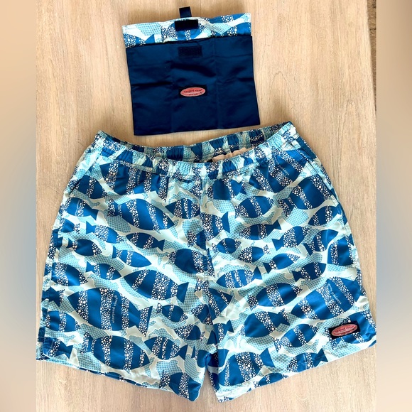 VINEYARD VINE MENS SWIM TRUNKS - Picture 1 of 9